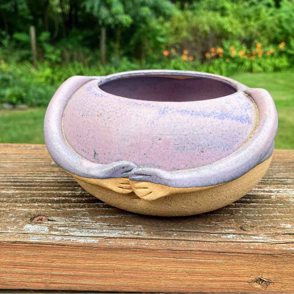 Vintage Depot Creek Pottery Quirky Handmade Artisan Pottery Hands Holding Bowl - Picture 1 of 12